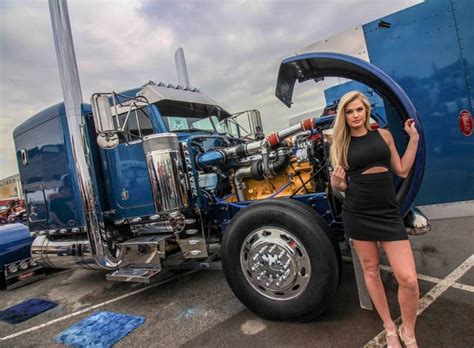 Trucks And Girls Female Trucks Big Rig Trucks