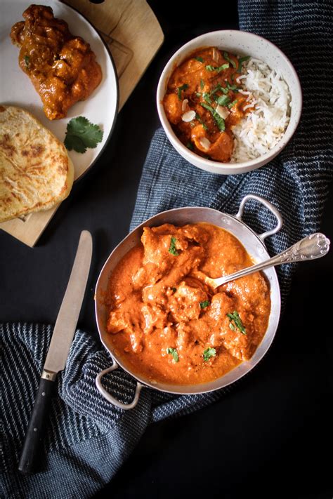 Une viande fondante, une sauce crémeuse et un goût explosif en bouche pour le plaisir de nos papilles ! Poulet Tikka Massala : la recette | Royal Chill - blog ...