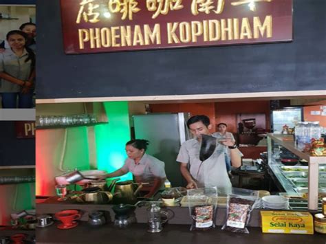 Lima Kedai Kopi Legendaris di Jakarta, Traveler Wajib Datang  Tagar