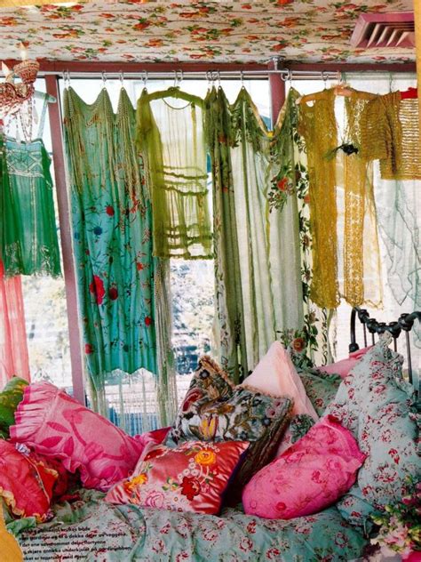 How To Achieve Bohemian Or Boho Chic Style