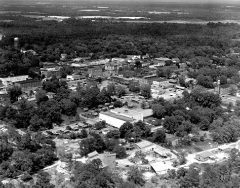 Florida Memory Aerial View Of Quincy With A Water Tower In Background