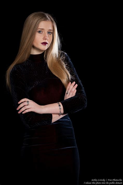 Photo Of A 17 Year Old Natural Blond Girl Photographed By Serhiy