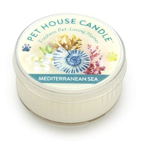 Every fragrance is made with an odor neutralizer and is infused with our own blend of essential oils. Pet House Mini Candle