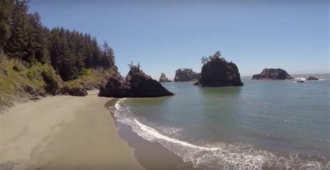 This Hidden Beach In Oregon Will Take You A Million Miles Away From It All Oregon Beaches