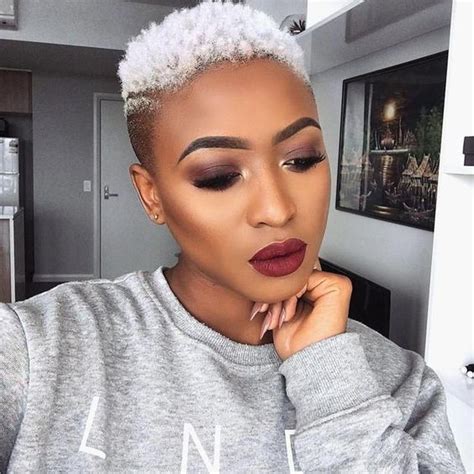 13 Heartwarming Short Grey Hairstyles For Black Women