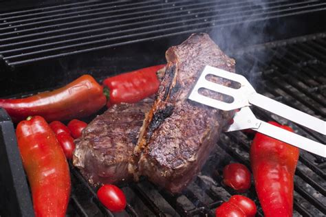 10 Secrets To Grilling The Perfect Steak