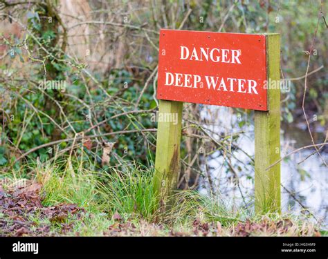 Warning Deep Water Hi Res Stock Photography And Images Alamy