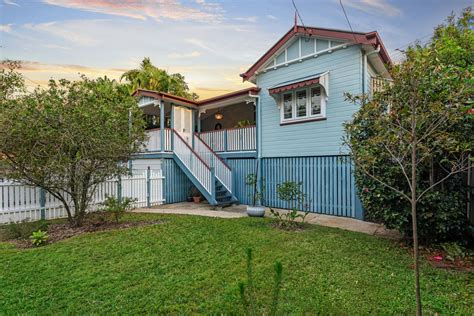 Sold House 27 Gowen Street Shorncliffe Qld 4017 Oct 24 2022 Homely