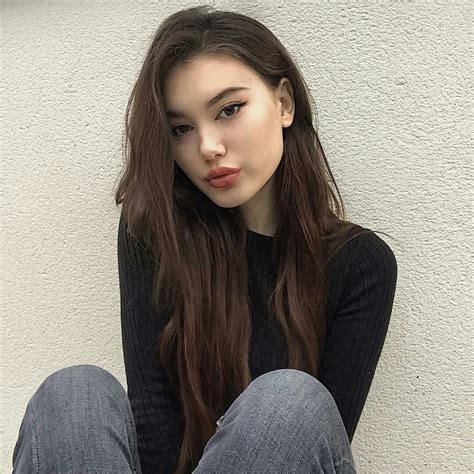 Beautiful Asian Half Korean Korean Girl Selfie Poses Instagram Pretty Face Girl Hairstyles