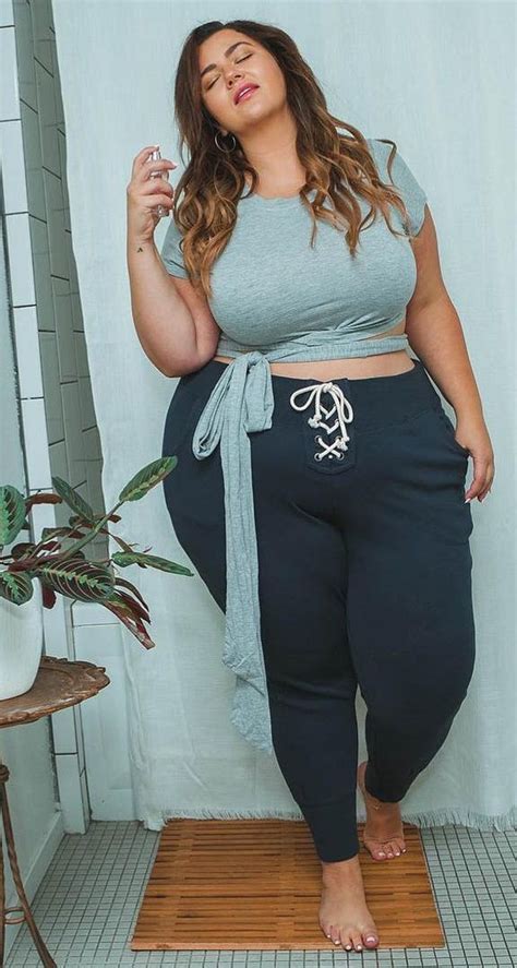 chubby girls in sweatpants nadia aboulhosn plus size outfits ideas nadia aboulhosn plus