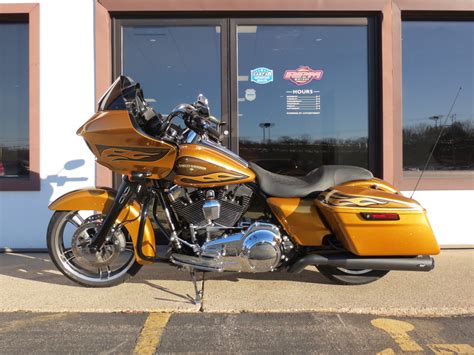 2016 Harley Davidson® Fltrxs Road Glide® Special Hard Candy Gold Flake