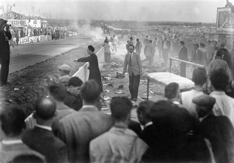 80 Killed In 1955 Le Mans Race The Deadliest Day In Auto Racing History