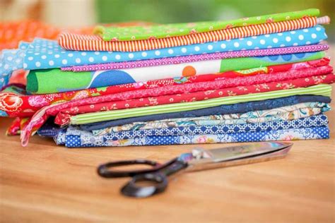 12 Easy Leftover Scrap Fabric Sewing Projects Anyone Can Make Sew Me