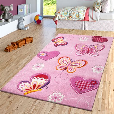 Auch hierzu bieten wir ihnen entsprechende suchfilter ein um sich die ganze. Kinder Teppich Schmetterling Design Pink Lila | teppichmax