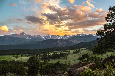Sunset Views In Rocky Mountains Colorado Rtravel