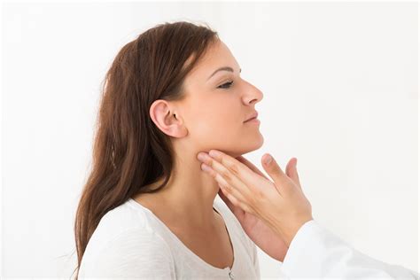 In acute purulent flow may occur in the neck pain. Thyroid Symptoms in Women - Causes and Natural Treatments
