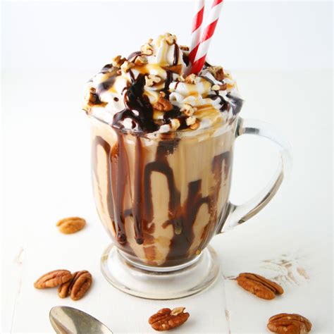 You have definitely hit the summer drinks jackpot! Turtle Iced Coffee - Mom Loves Baking