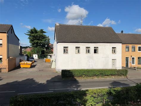 Ihr traumhaus zum kauf in herzogenrath finden sie bei immobilienscout24. Arbeiten im weißen Haus auf der Roermonder Straße ...