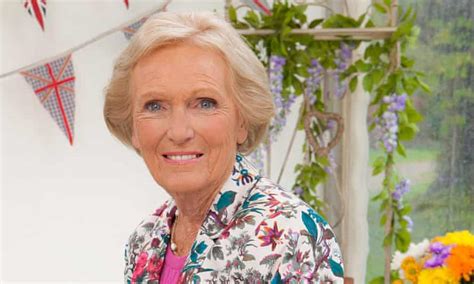 mary berry s still divine in the great british bake off the great british bake off the guardian