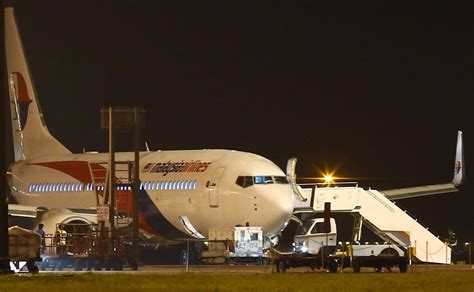 The state of emergency, the first in 50 years, was declared on monday by the king, sultan abdullah sultan ahmad shah. SOLYMONE BLOG: MALAYSIA AIRLINES PLANE MH192 IN EMERGENCY ...