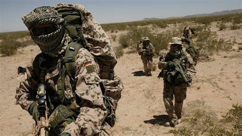 Also hier wurde schon viel geschrieben was in der ausbildung vorkommt. Deutsche Elite-Einheit angegriffen: Erster KSK-Soldat in ...