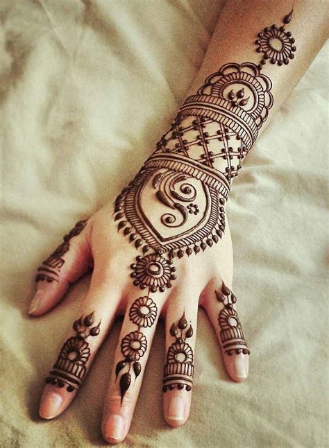 There is a huge list of easy simple mehndi designs for kids. Elegant Mehndi Design Eid Ul Fitr - Crayon