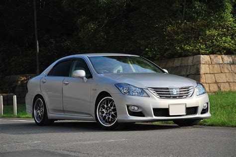 They look to be 15″ bbs rs wheels with full height bbs rs center caps. BBS RS-GT のパーツレビュー | クラウンハイブリッド(Chain@Hybrid) | みんカラ