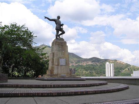 Un grupo de indígenas piurek derriba la estatua de sebastián de belalcázar en popayán. Sebastián de Belalcázar | Military Wiki | FANDOM powered ...