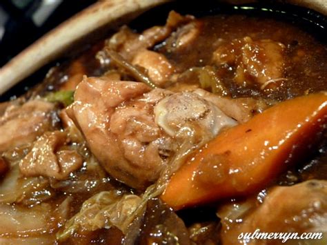Masakan ini berkhasiat dan mampu mengurangkan angin dalam badan. ayam: Ayam Masak Kicap Halia Chinese Style