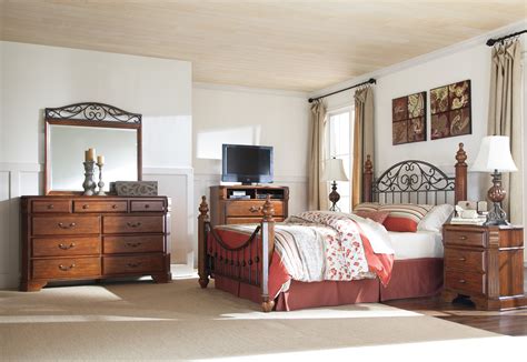 Offers.com is supported by savers like you. Wyatt Poster Bedroom Set | Marjen of Chicago | Chicago ...