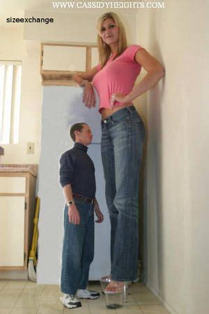 Tall Woman Short Man Doorway By Lowerrider On DeviantArt