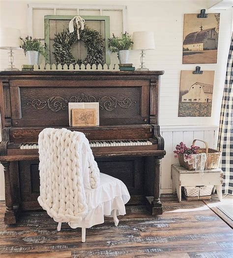 My name is harmony and i have a confession.i absolutely love watching homeschool room tours! Farmhouse Stylebook on Instagram: "Beautiful space from ...