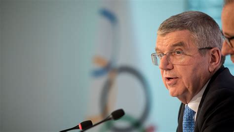 Thomas bach oly is a german lawyer and former olympic fencer who serves as the ninth and current president of the international olympic comm. Présidence du CIO : Thomas Bach en lice pour un second et ...
