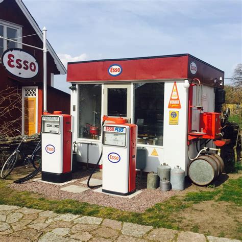 Kontaktinformation helena adolfsson sundsvägen 5 386 34 färjestaden mobil. Lada 1888 - Runsbäck 205, Färjestaden, Öland - Events ...