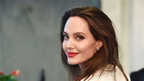 Angelina Jolie Nipples Hot Daily News