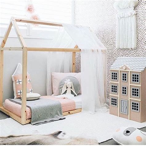 Kamar bayi untuk si kembar. 27 Desain Dan Dekorasi Kamar Bayi Balita Minimalis Terbaru ...