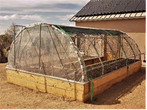 High Winds How To Keep Your Greenhouse Safe Mud Hub Greenhouses
