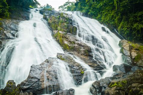 Athirapally Waterfalls Kerala Athirappilly Falls The Most Famous