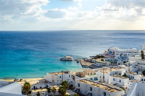 Let's uncover the best places to eat, drink, and shop in mykonos. 20 + 17 Things We Love About Mykonos | Luxury Villa in Mykonos