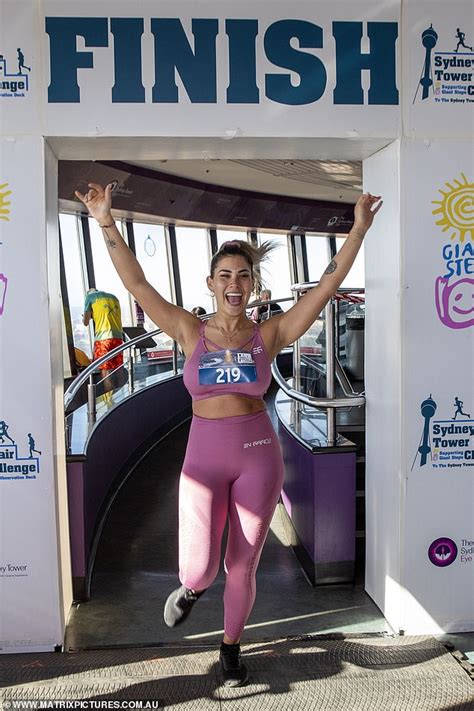 The Bachelors Noni Janur Completes The Sydney Tower Challenge Daily