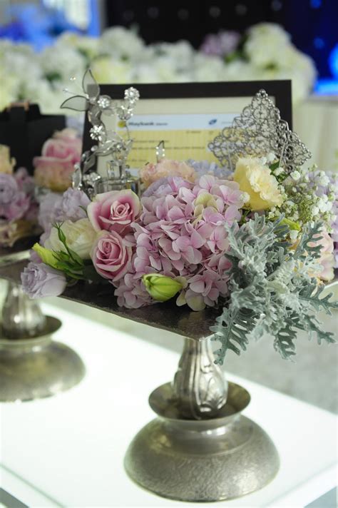 Diy gubahan hantaran sumi simple 2020 diygubahanhantaran hantaransumisimple. 6 Idea Dulang Hantaran Berkonsepkan Bunga Segar, Simple ...