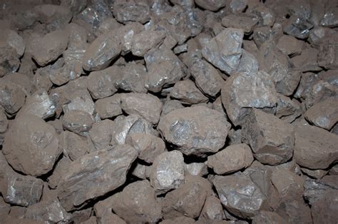 Černé, hnědé uhlí - Bílinské Ledvické uhlí, kostka, ořech 1, 2