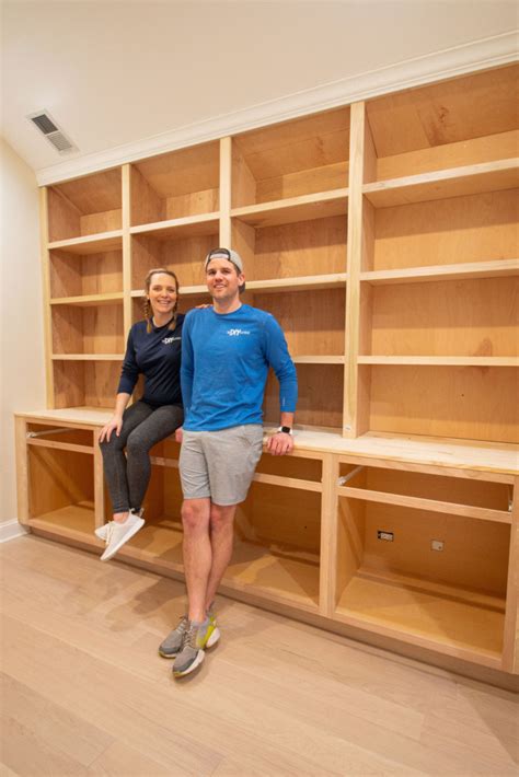 How To Build Diy Bookshelves For Built Ins In 2020 Bookshelves Diy