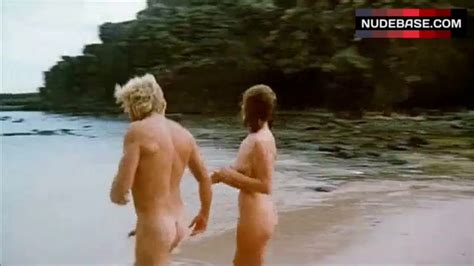 Wendy Hughes Naked On Beach Jock Petersen 1 07 NudeBase Com
