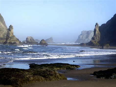 Rocky Beach Of Oregon Free Stock Photo Public Domain Pictures