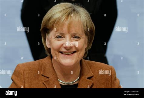 Die Cdu Vorsitzende Bundeskanzlerin Angela Merkel Lacht Am Montag 26