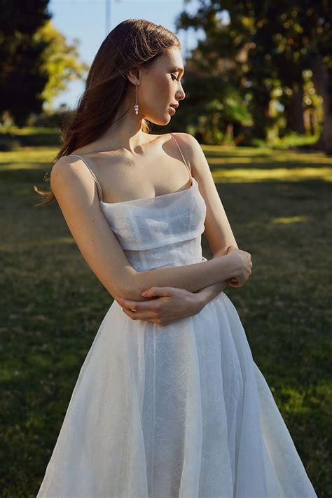 Jenny Yoo Aveline Wedding Dress With Pockets Dream Wedding Dresses Wedding Dresses