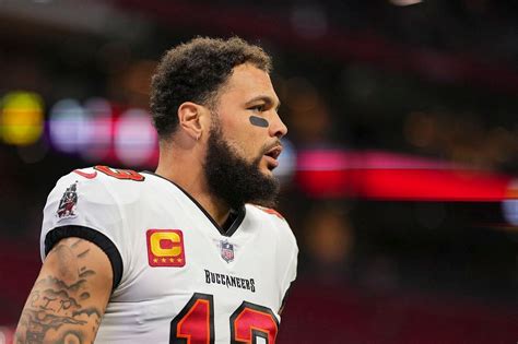 Mike Evans Net Worth How Much Is Bucs Wrs Worth In 2023