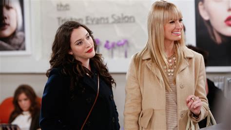 2 Broke Girls Mike And Molly Mom Officially Renewed Hollywood