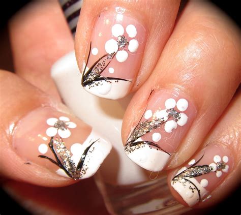 Black And White Nail Designs Nail Designs Hair Styles Tattoos And Fashion Heartbeats